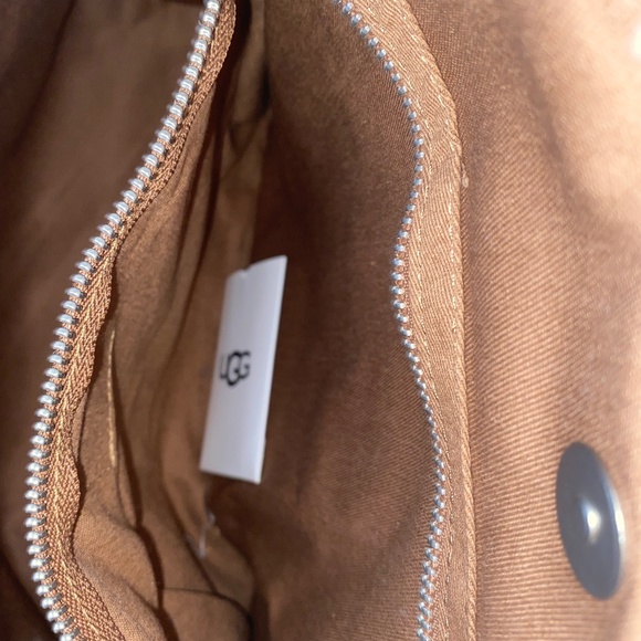 Telfar x Ugg Medium Shopper - Picture 6 of 6